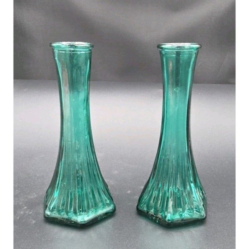 EO Brody CO Lot of 2 Green Bud Vases Vase 6"  #175 Cleveland Ohio USA